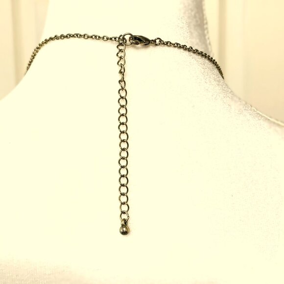 Necklace Floral Gold Tone Faux Pearl Style Beads Adjustable - Picture 2 of 5